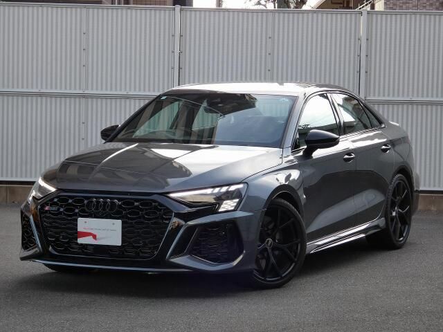 AUDI / AUDI RS3 Sedan