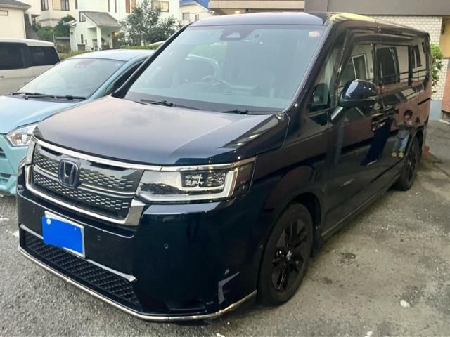 HONDA / ステップワゴンスパーダＨＶ