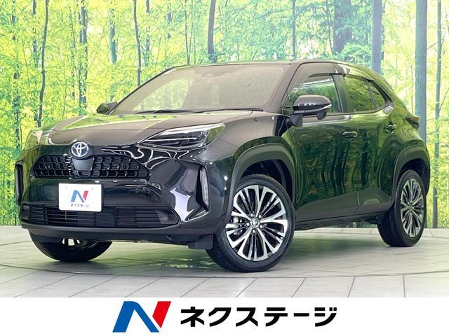 TOYOTA / YARIS CROSS HYBRID