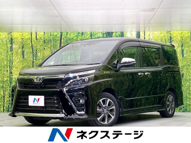 TOYOTA / VOXY