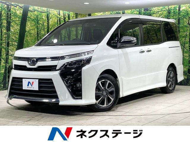 TOYOTA / VOXY