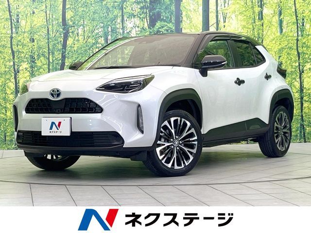 TOYOTA / YARIS CROSS HYBRID