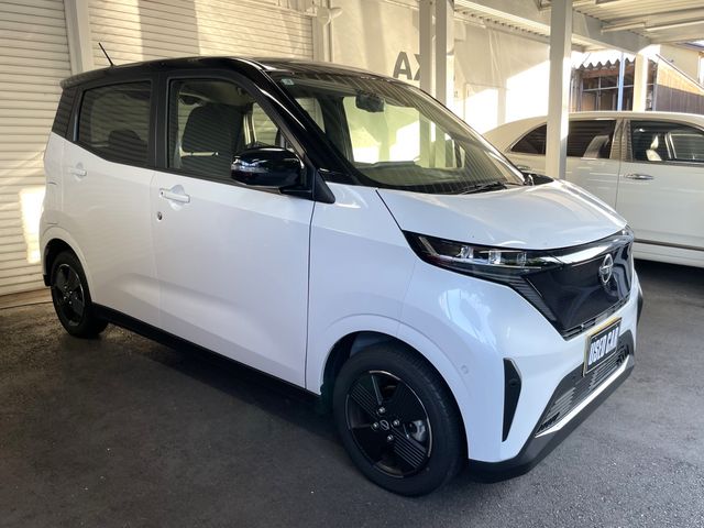 NISSAN / SAKURA