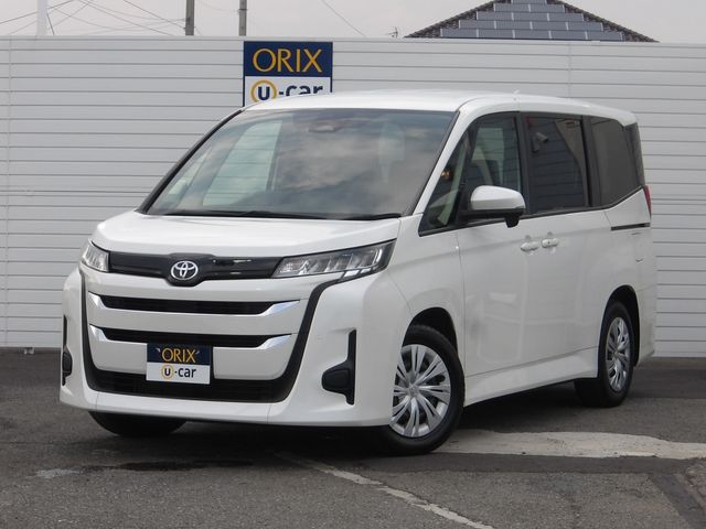 TOYOTA / NOAH