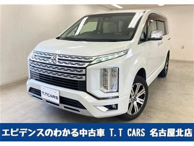 Japanese used car Ref# 1649924 MITSUBISHI / DELICA D:5 4WD