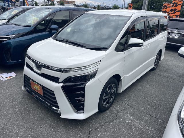 TOYOTA / VOXY