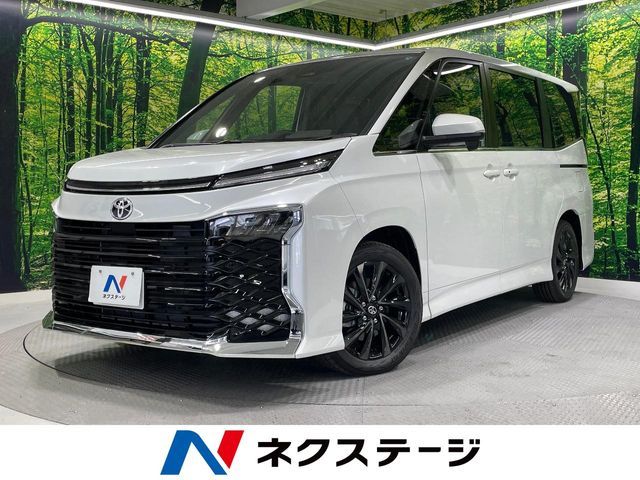 TOYOTA / VOXY HYBRID