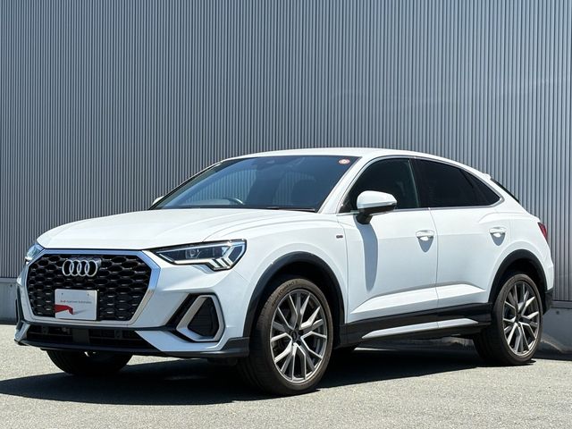 AUDI / AUDI Q3 SPORTBACK