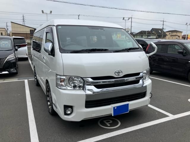 TOYOTA / HIACE wagon