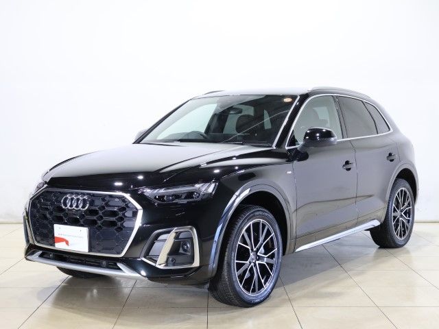 AUDI / AUDI Q5