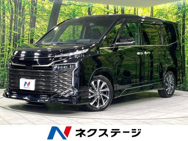 TOYOTA / VOXY HYBRID 4WD
