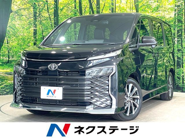 TOYOTA / VOXY