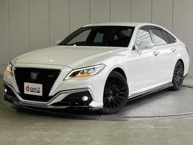 TOYOTA / CROWN sedan hybrid