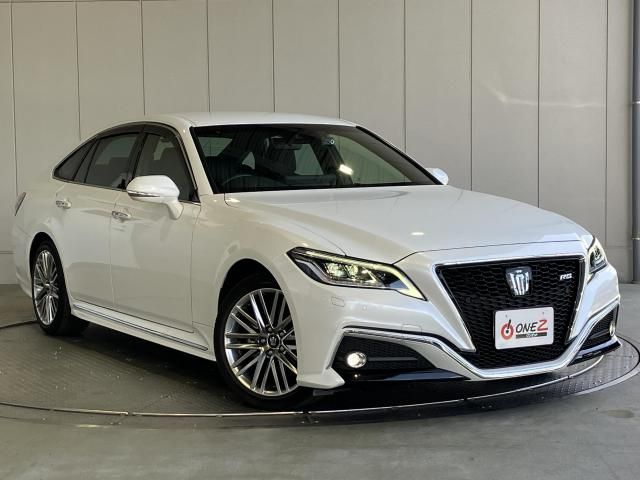 TOYOTA / CROWN sedan hybrid