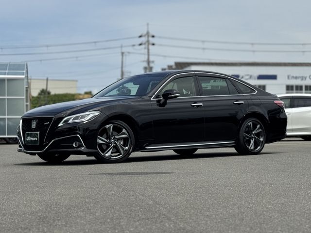 TOYOTA / CROWN sedan