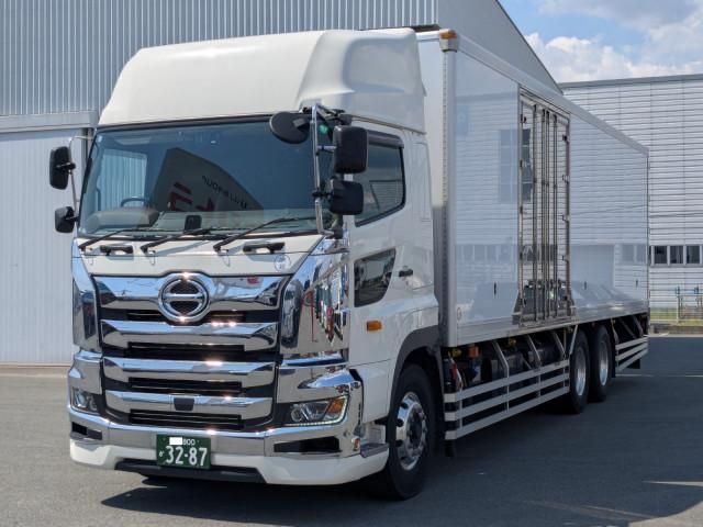 HINO / PROFIA