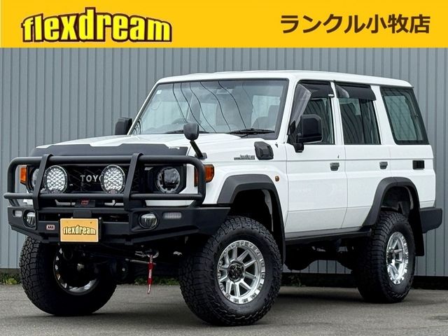 TOYOTA / LANDCRUISER 70