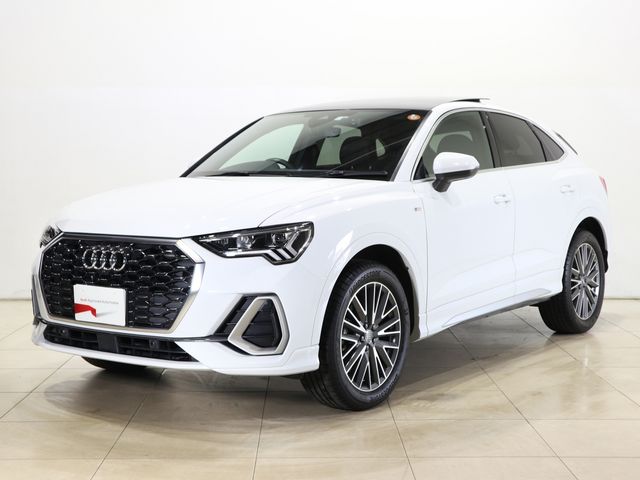 AUDI / AUDI Q3 SPORTBACK