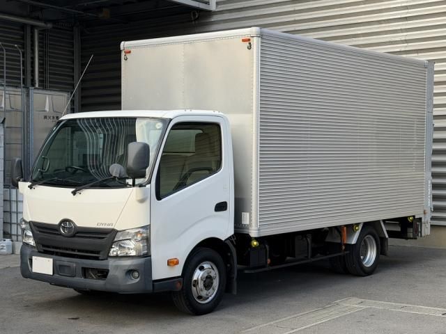 TOYOTA / DYNA