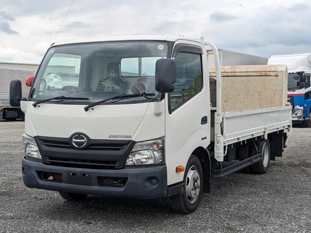 HINO / DUTRO
