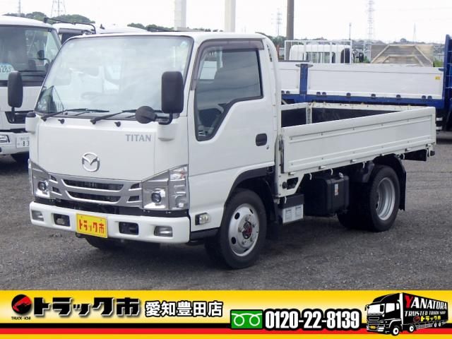 MAZDA / TITAN