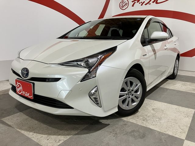 TOYOTA / PRIUS 4WD