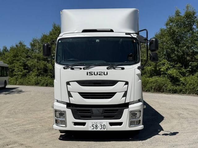 ISUZU / GIGA