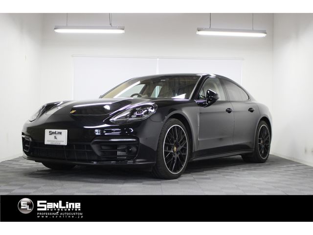 PORSCHE / PORSCHE PANAMERA