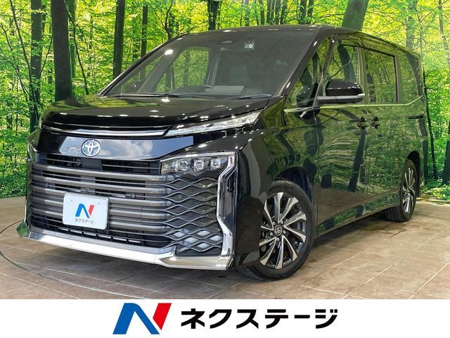 TOYOTA / VOXY HYBRID