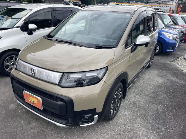 HONDA / FREED