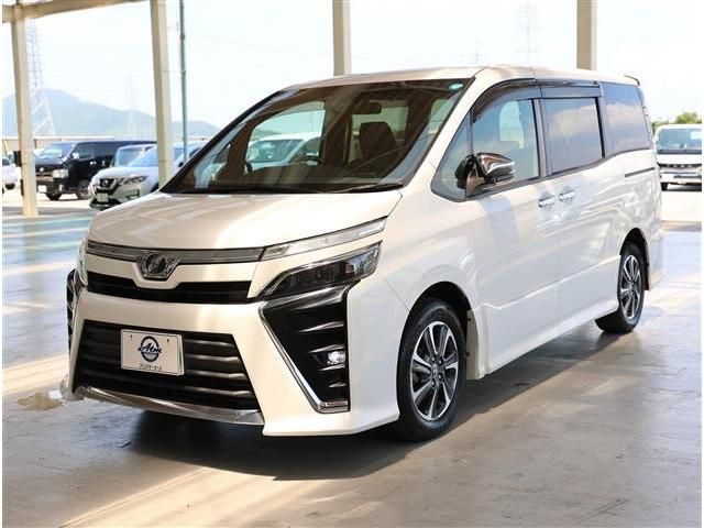 TOYOTA / VOXY