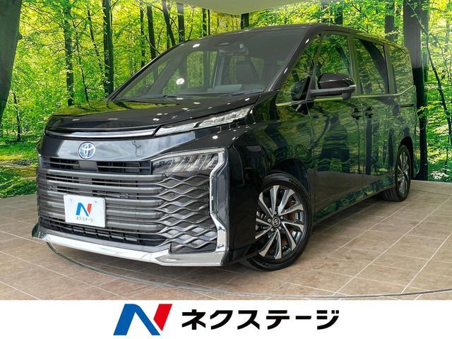 TOYOTA / VOXY HYBRID
