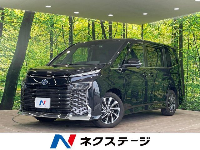 TOYOTA / VOXY HYBRID