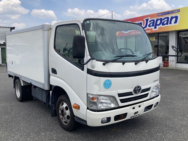 TOYOTA / DYNA