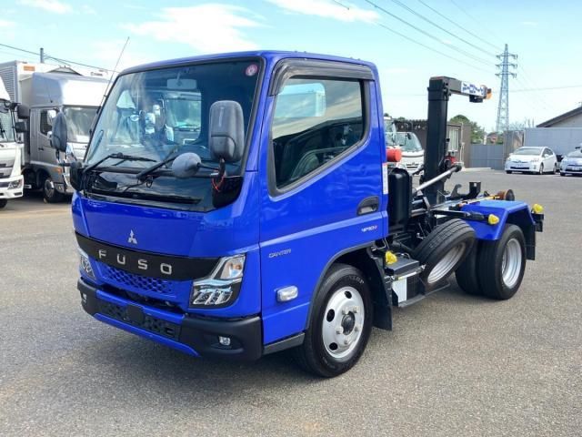 MITSUBISHI / CANTER