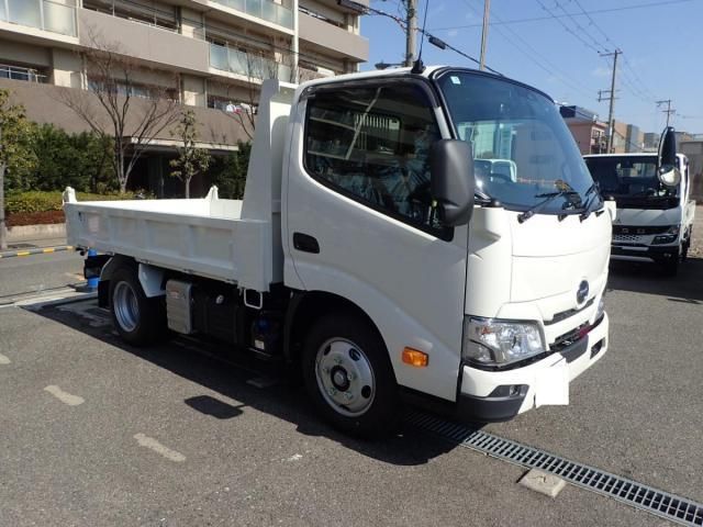 HINO / DUTRO