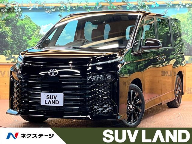 TOYOTA / VOXY HYBRID