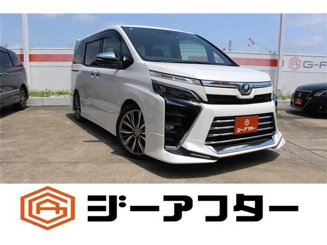TOYOTA / VOXY