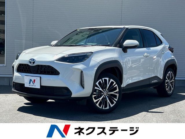TOYOTA / YARIS CROSS HYBRID