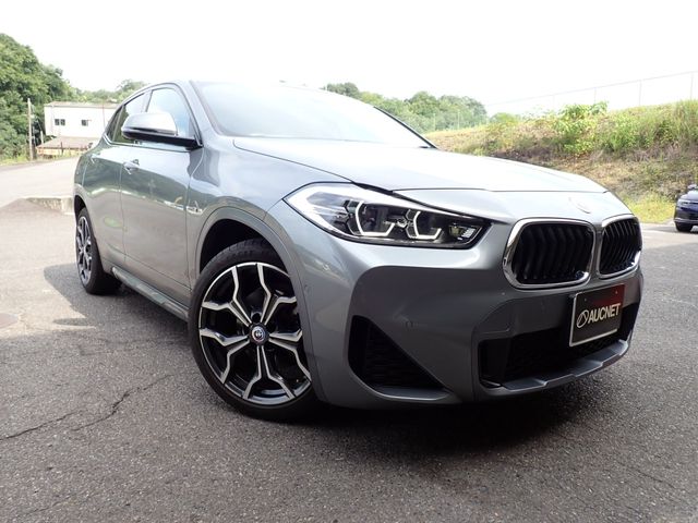 BMW / BMW X2