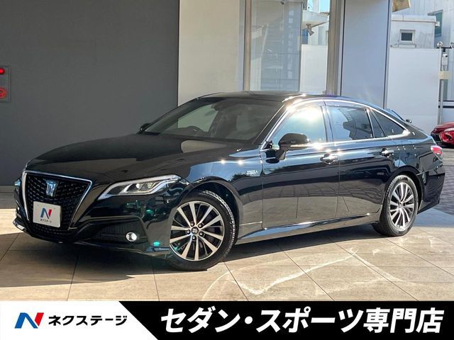 TOYOTA / CROWN sedan hybrid