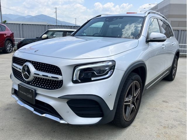 MERCEDES BENZ / MERCEDES BENZ GLB