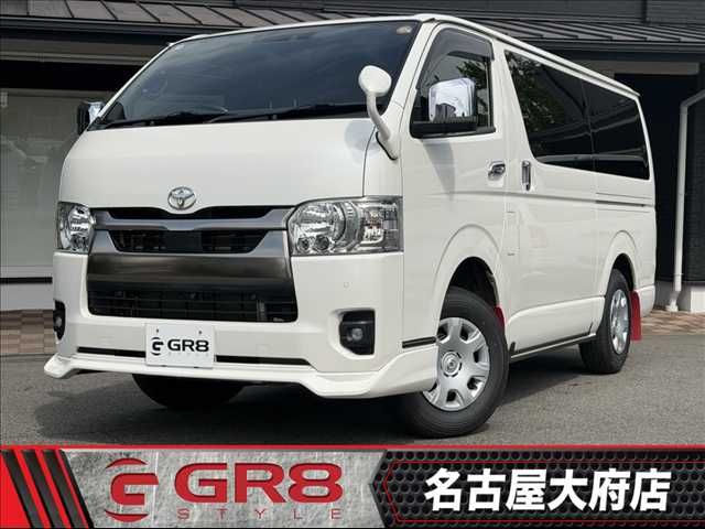 TOYOTA / HIACE van 4WD