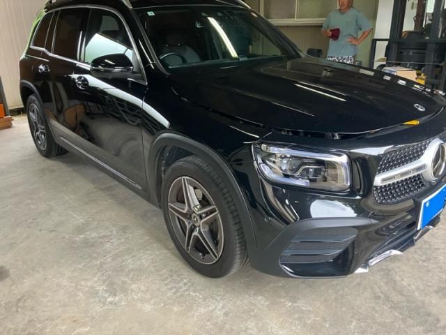 MERCEDES BENZ / MERCEDES BENZ GLB
