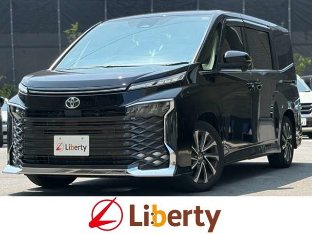TOYOTA / VOXY