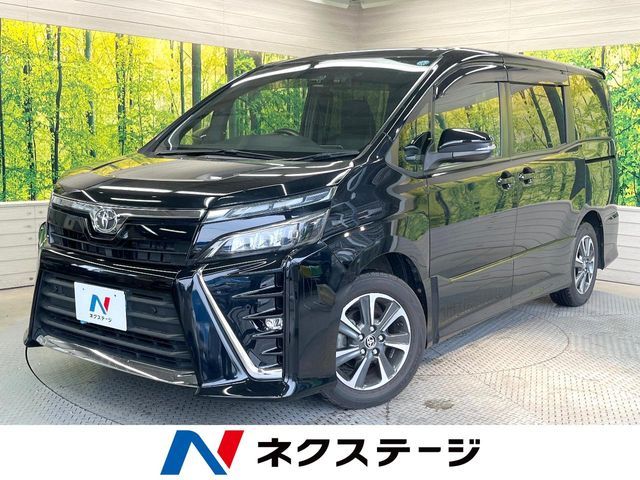 TOYOTA / VOXY