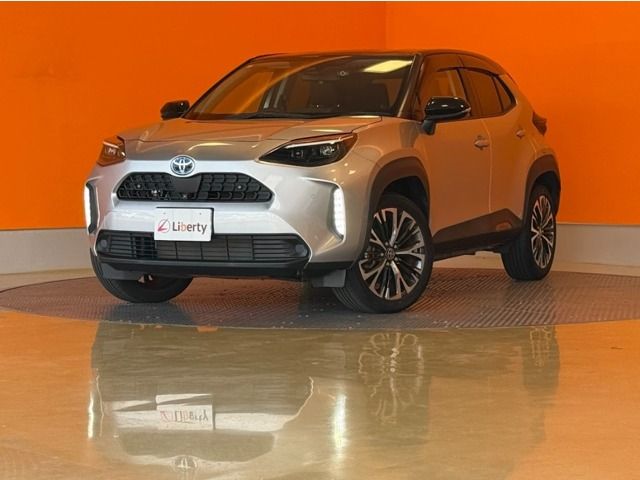 TOYOTA / YARIS CROSS HYBRID