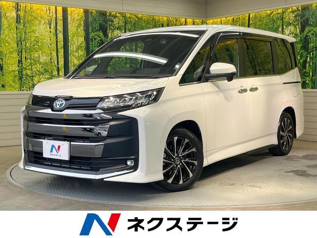 TOYOTA / NOAH HYBRID