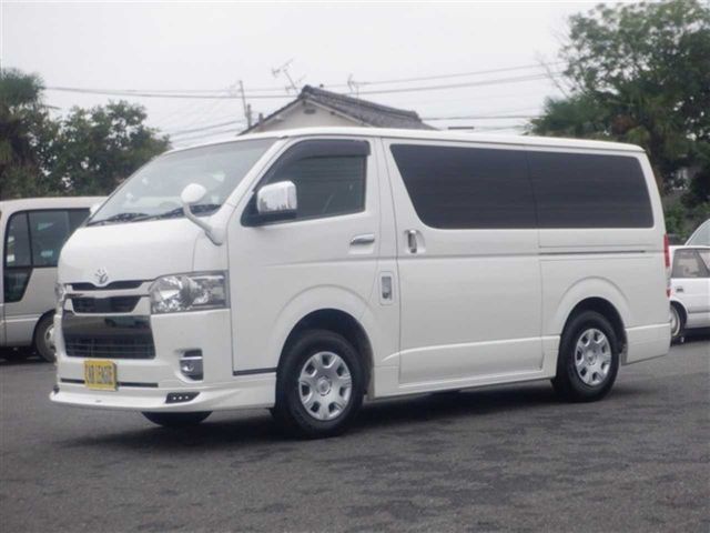 TOYOTA / HIACE van 4WD