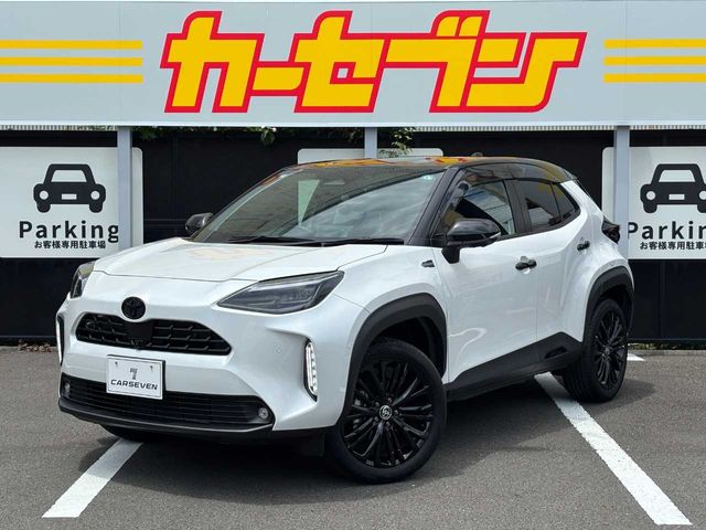 TOYOTA / YARIS CROSS HYBRID